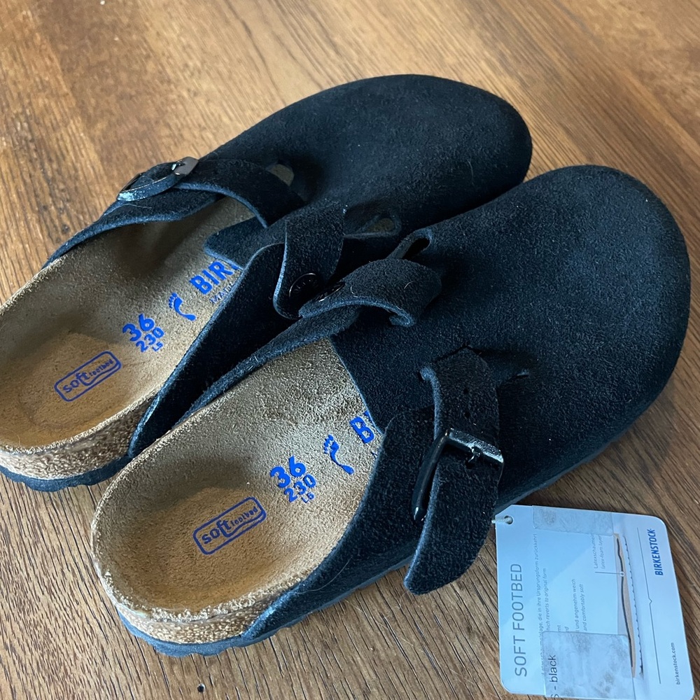 NWT Birkenstock Boston clogs soft footbed in black